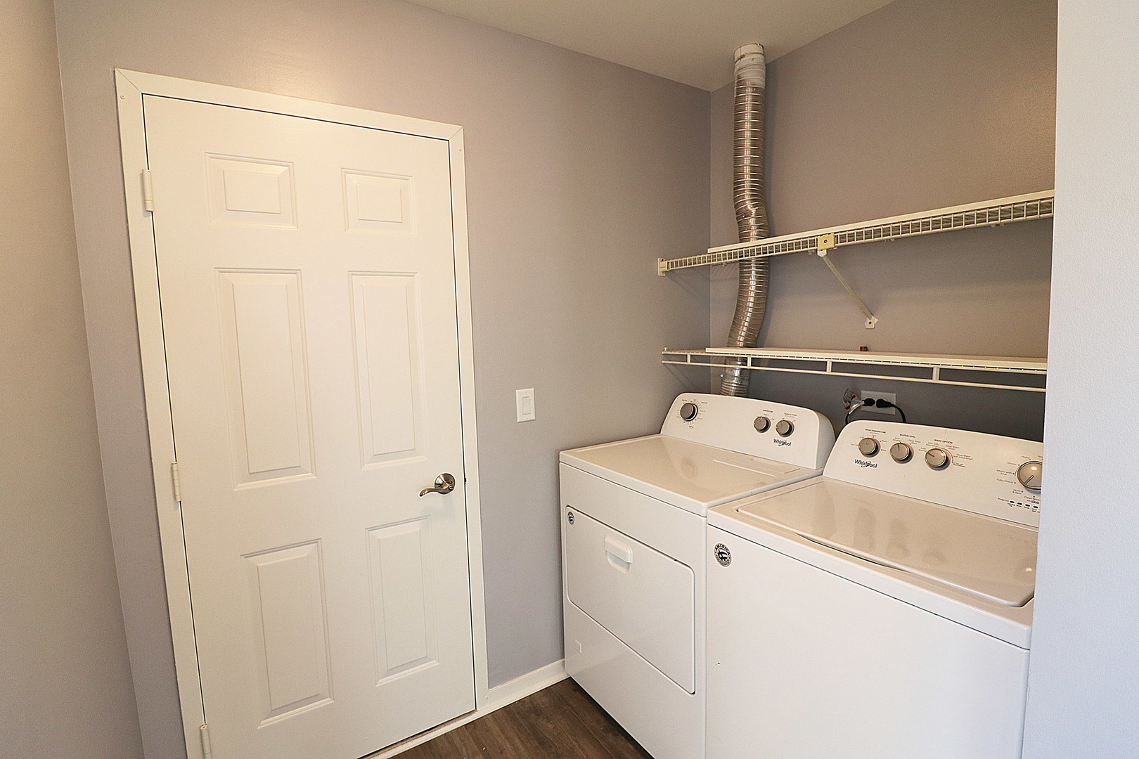 590 LeParc Circle, Buffalo Grove, IL 60089