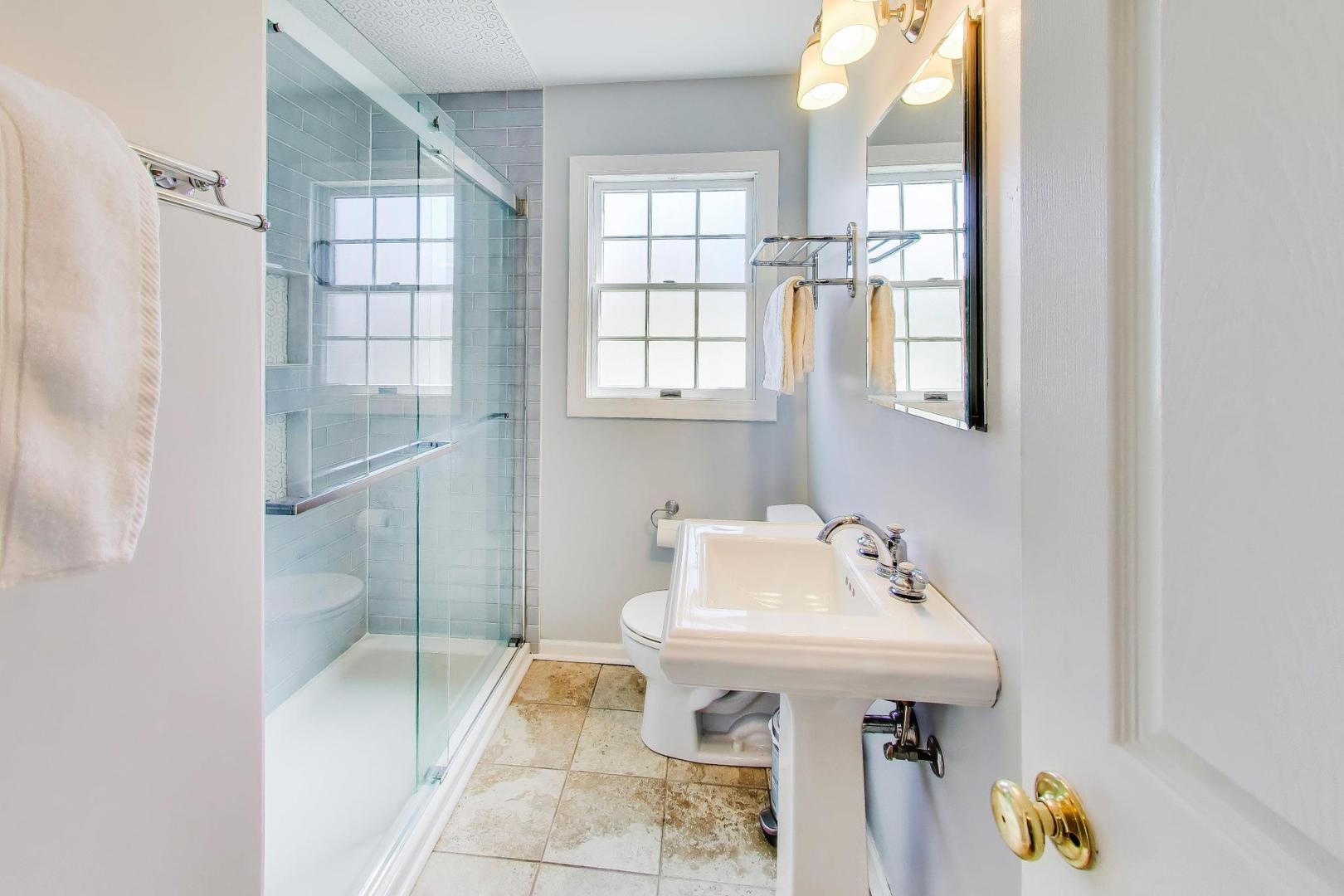 798 S Linden Avenue, Elmhurst, IL 60126