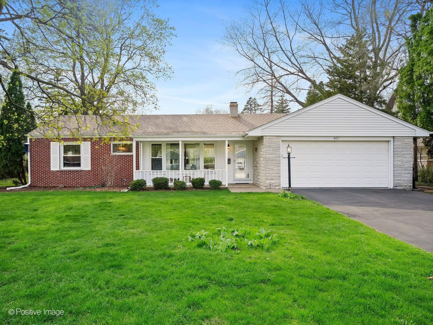 407 10th Court, St. Charles, IL 60174