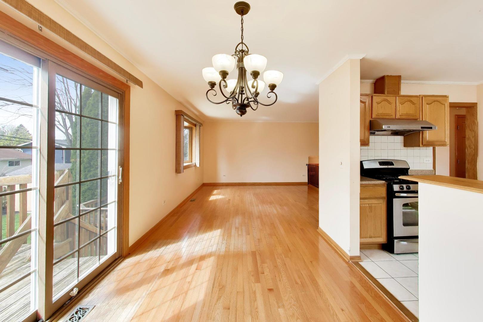 1101 Hunter Street, Lombard, IL 60148