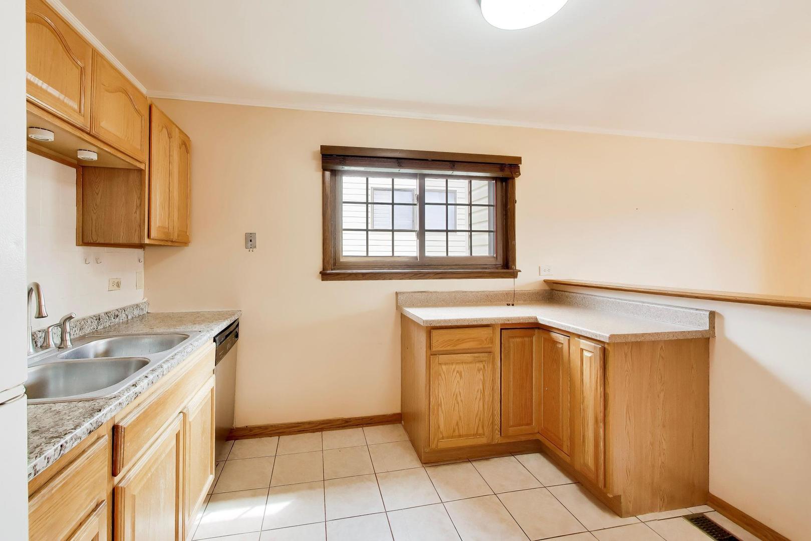 1101 Hunter Street, Lombard, IL 60148