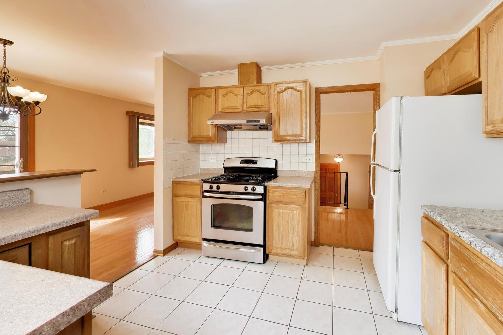 1101 Hunter Street, Lombard, IL 60148