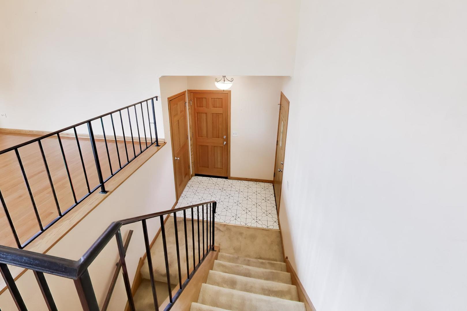 1101 Hunter Street, Lombard, IL 60148