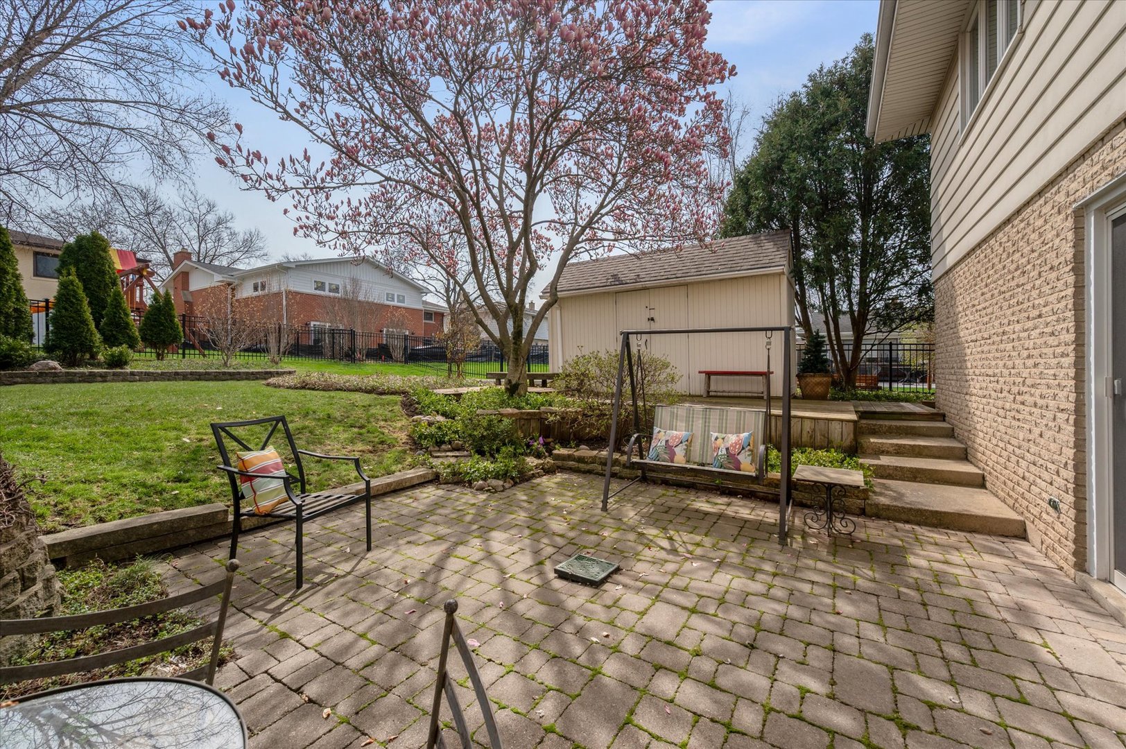 631 S Fern Court, Elmhurst, IL 60126