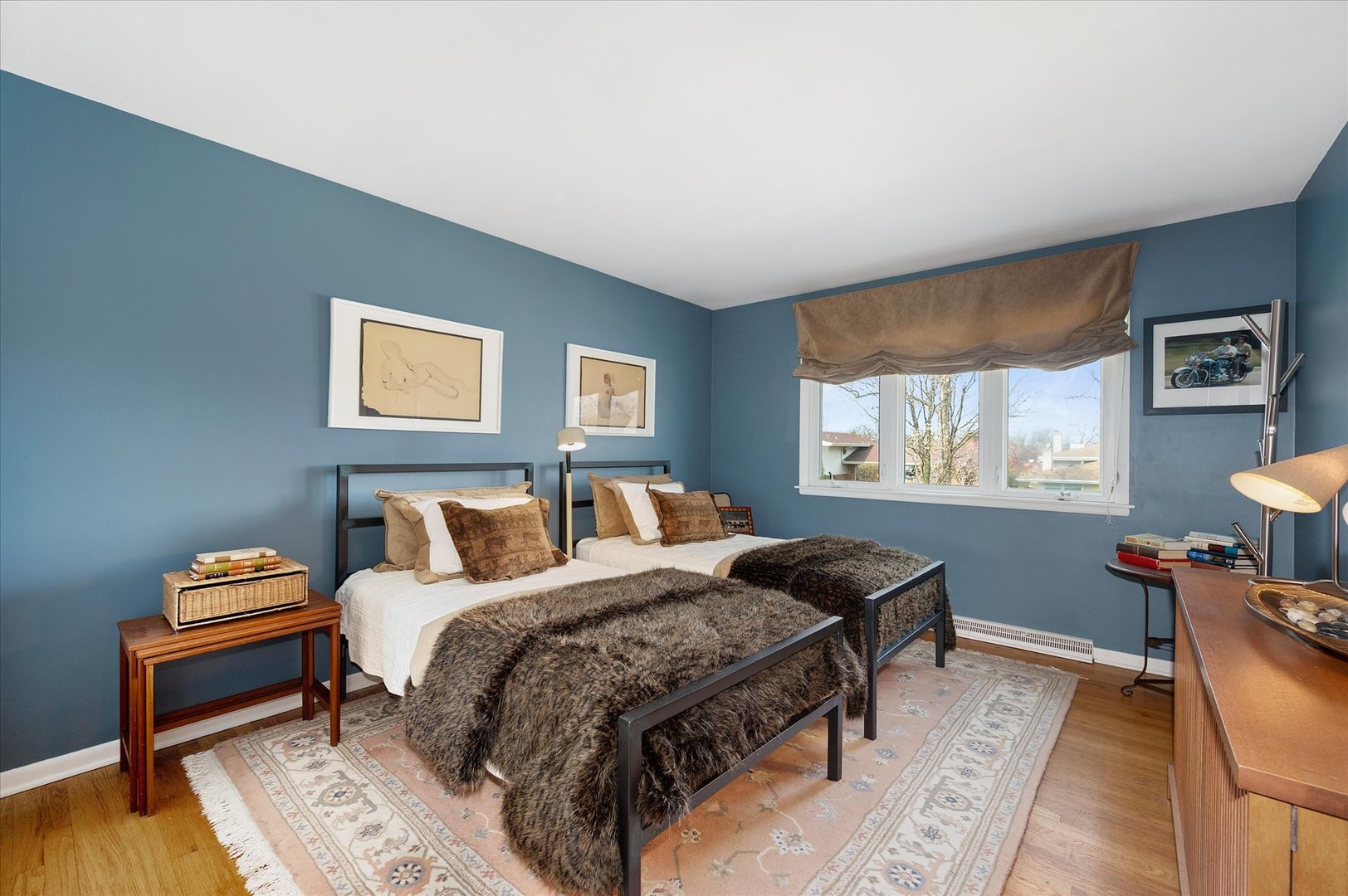 631 S Fern Court, Elmhurst, IL 60126