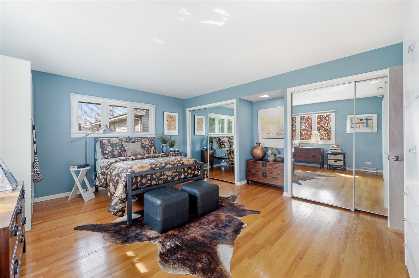 631 S Fern Court, Elmhurst, IL 60126