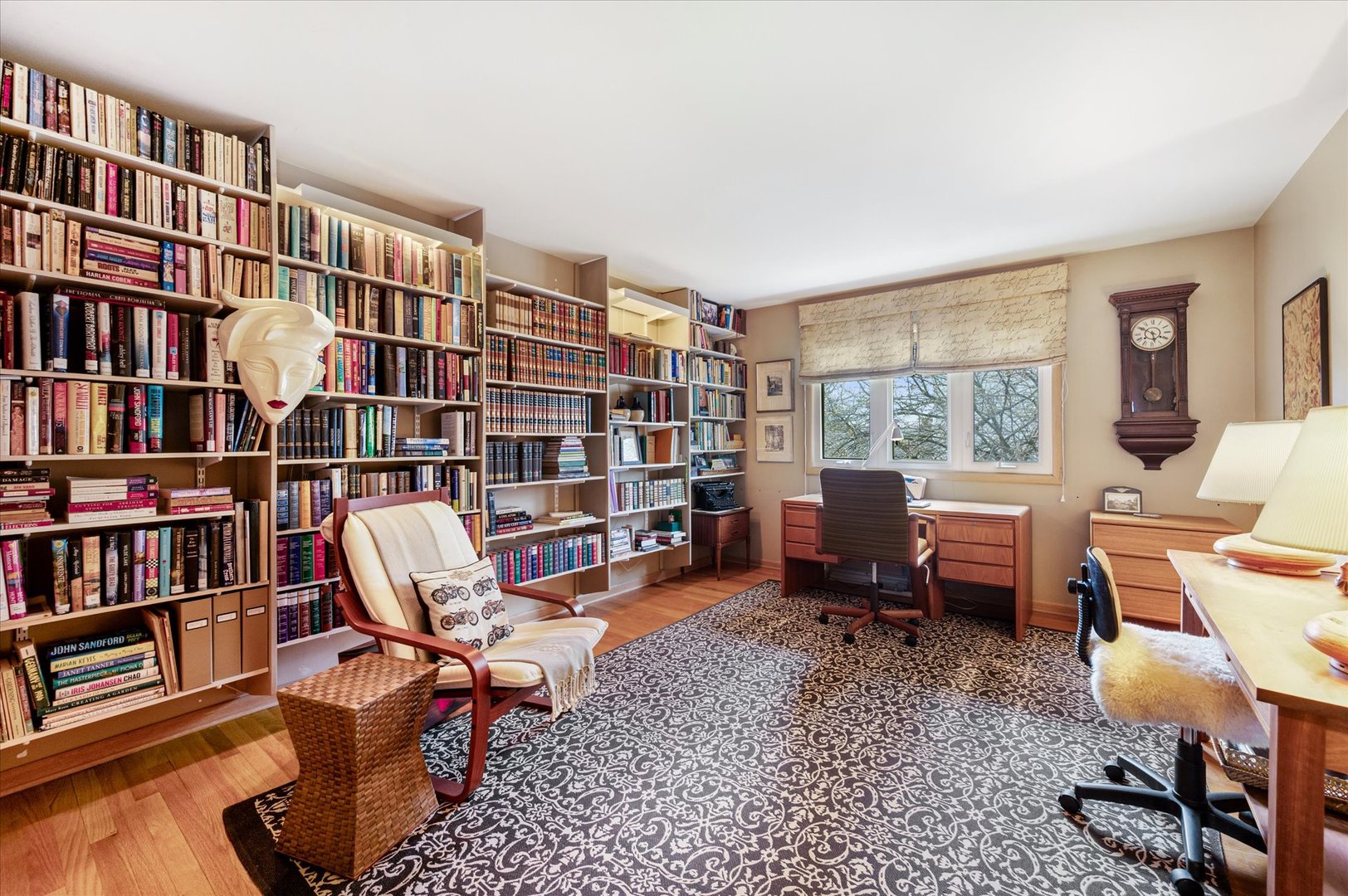 631 S Fern Court, Elmhurst, IL 60126