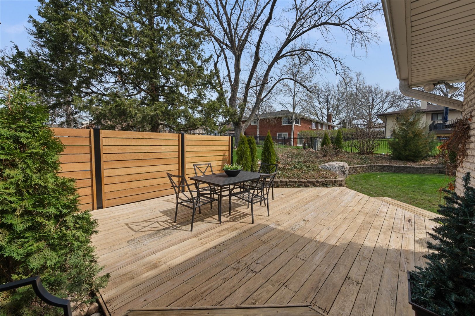 631 S Fern Court, Elmhurst, IL 60126