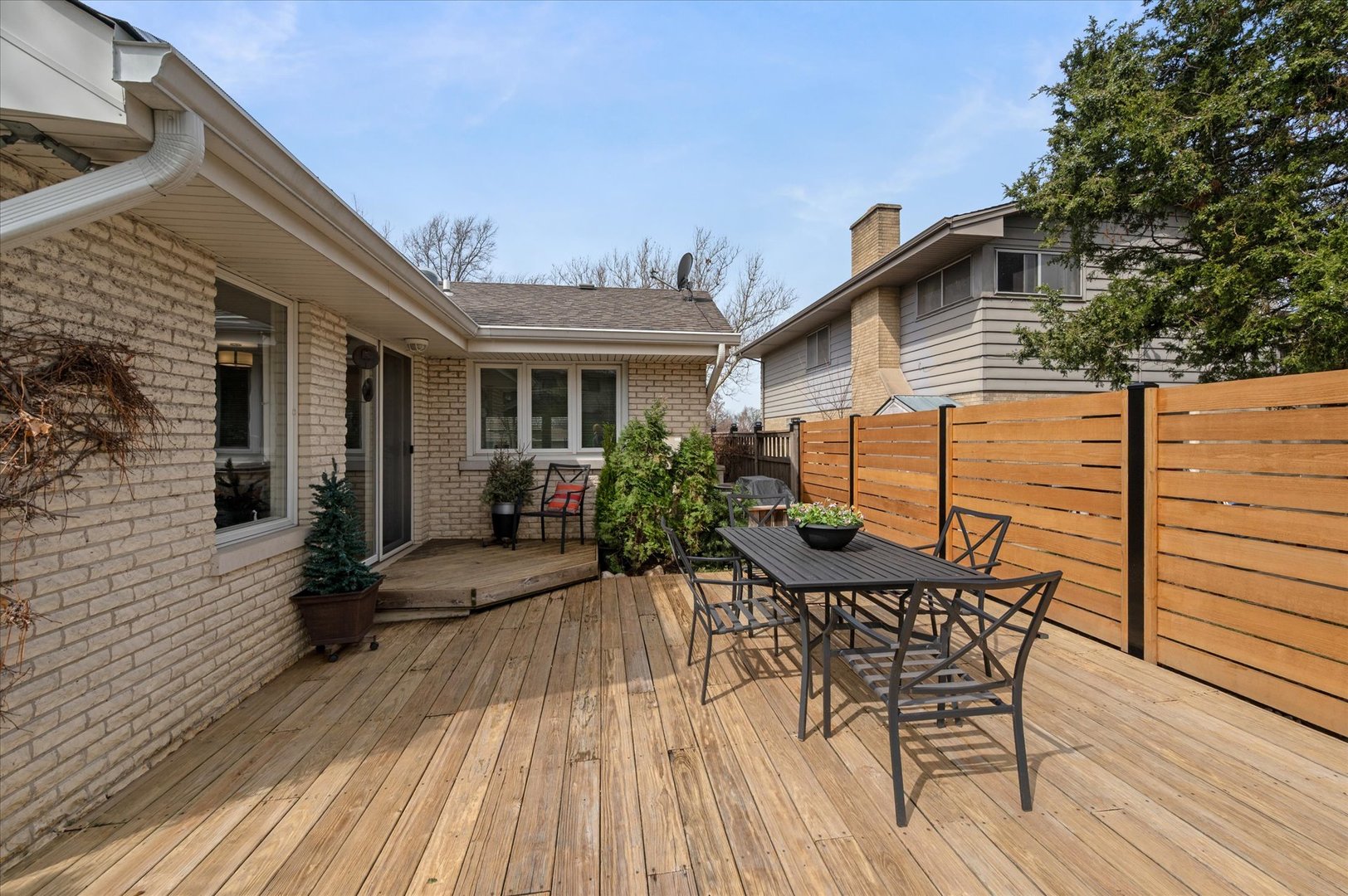 631 S Fern Court, Elmhurst, IL 60126