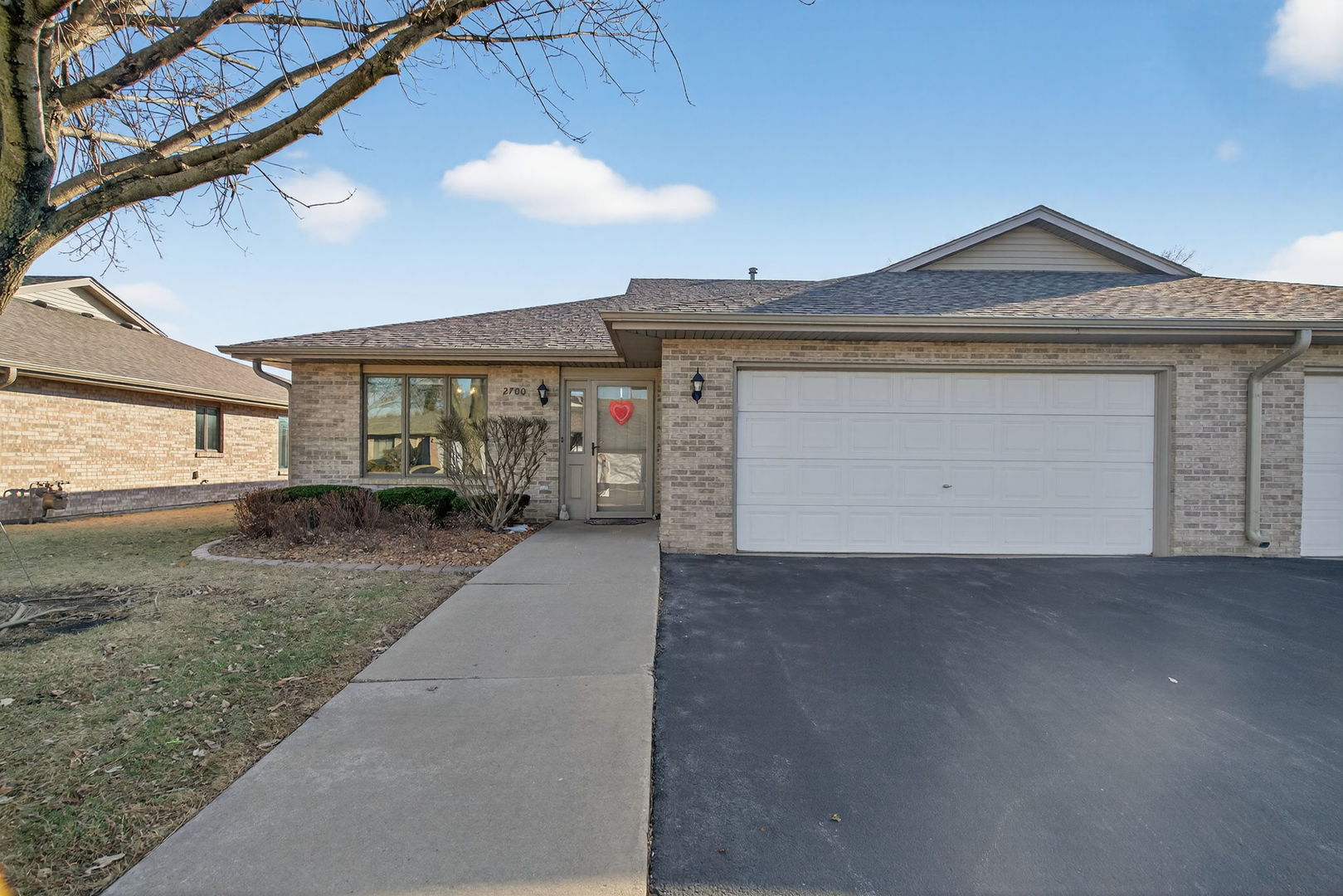 2700 Eagle Drive #2700, Joliet, IL 60436