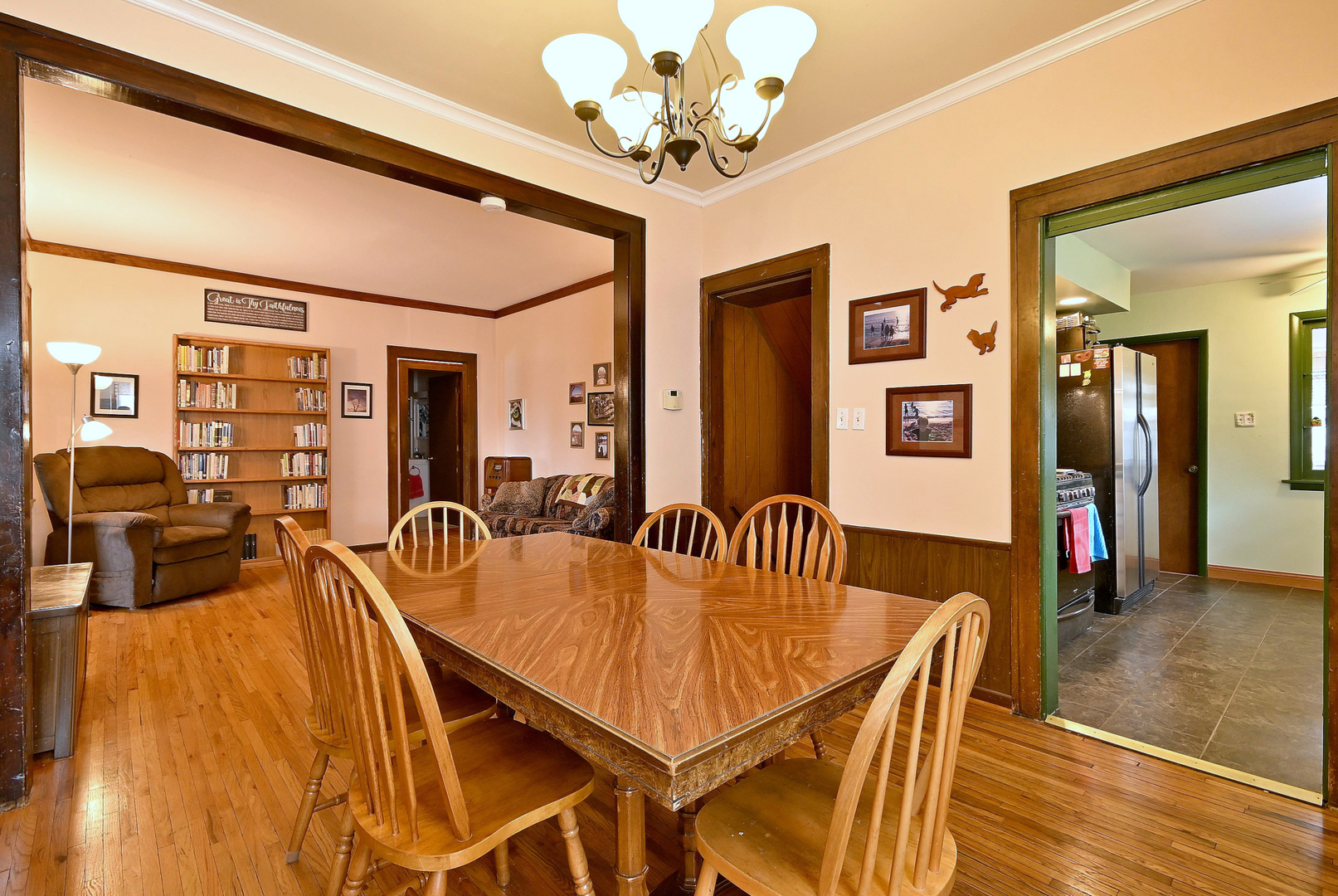 2221 119th Place, Blue Island, IL 60406