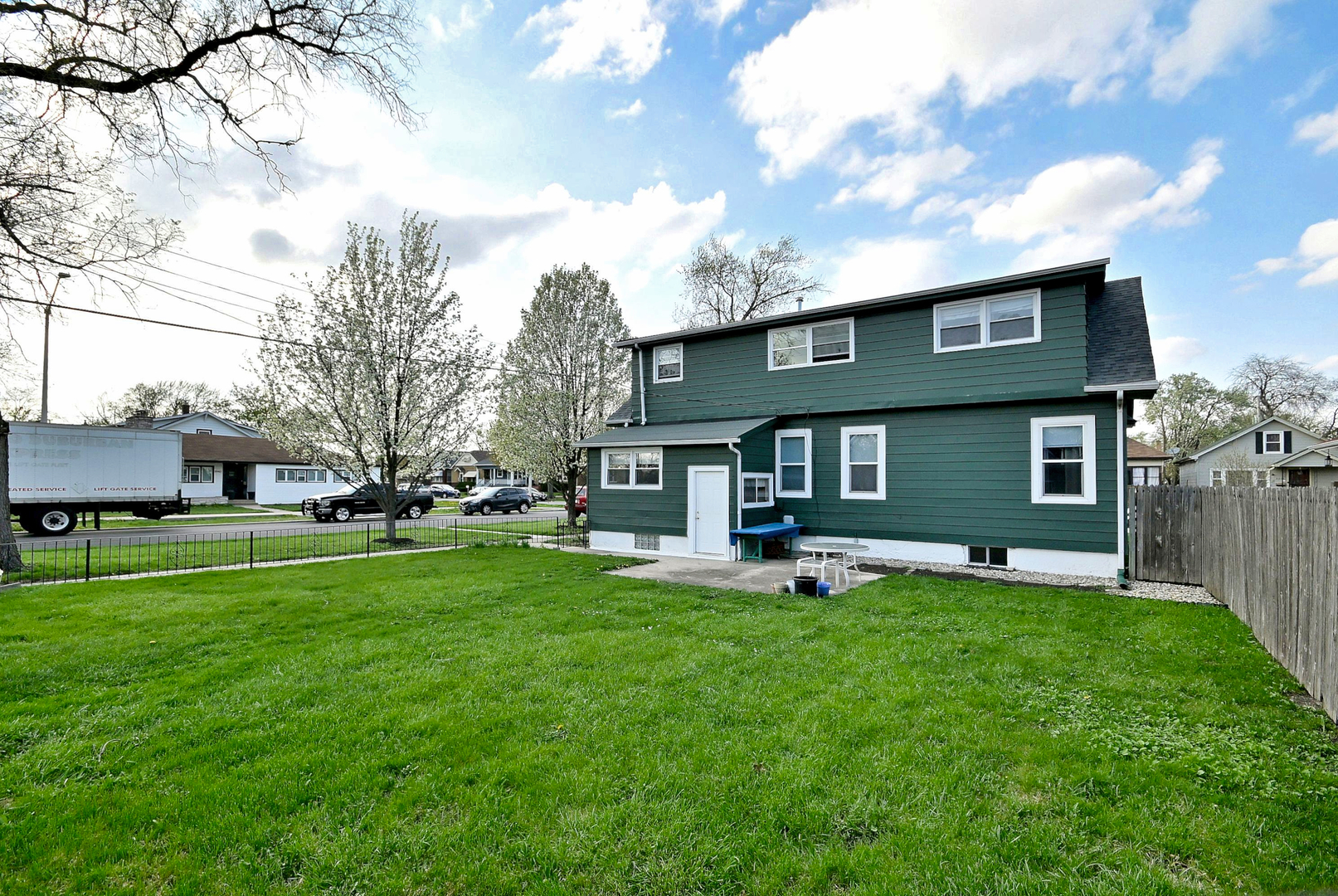 2221 119th Place, Blue Island, IL 60406