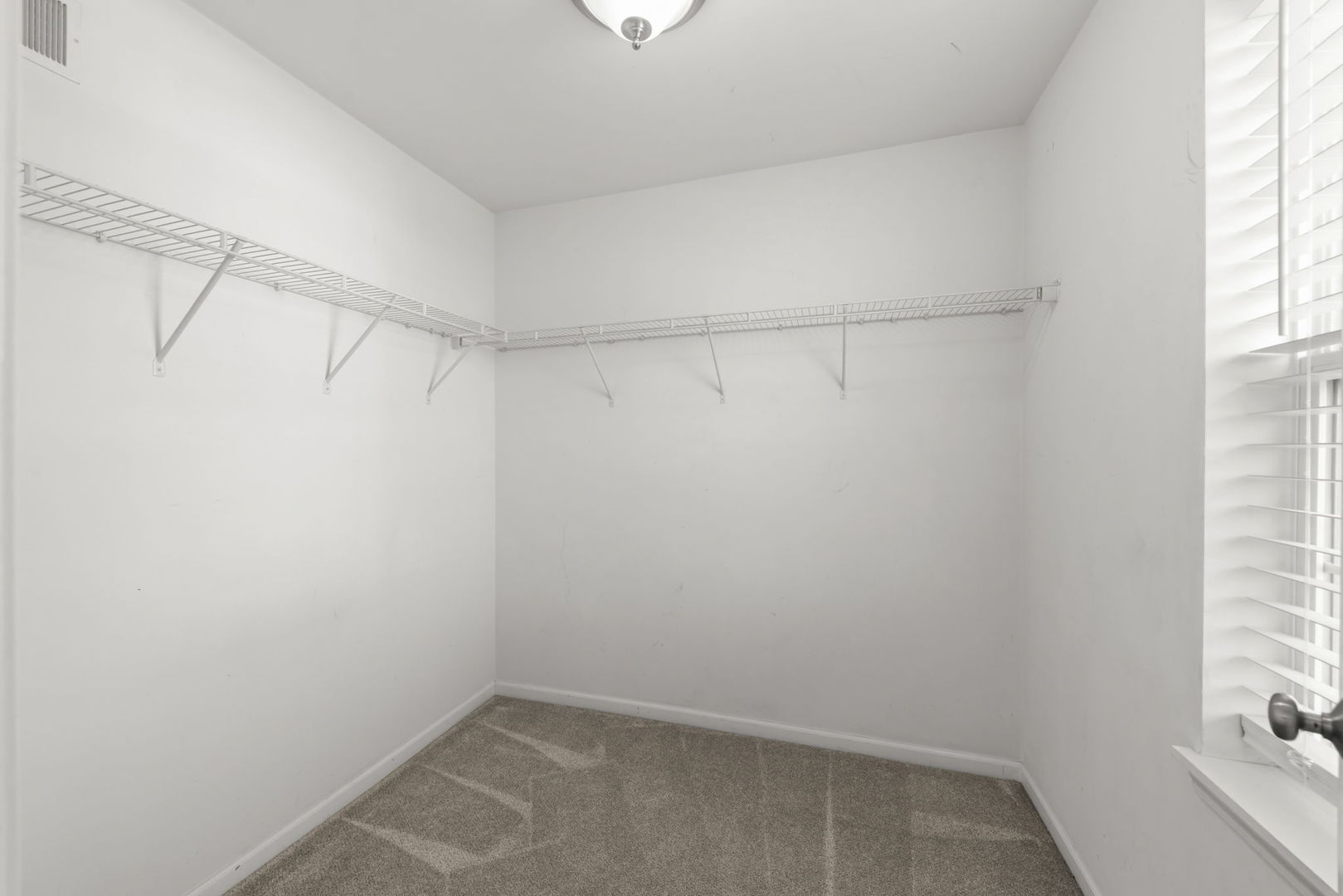 222 Julep Avenue, Oswego, IL 60543