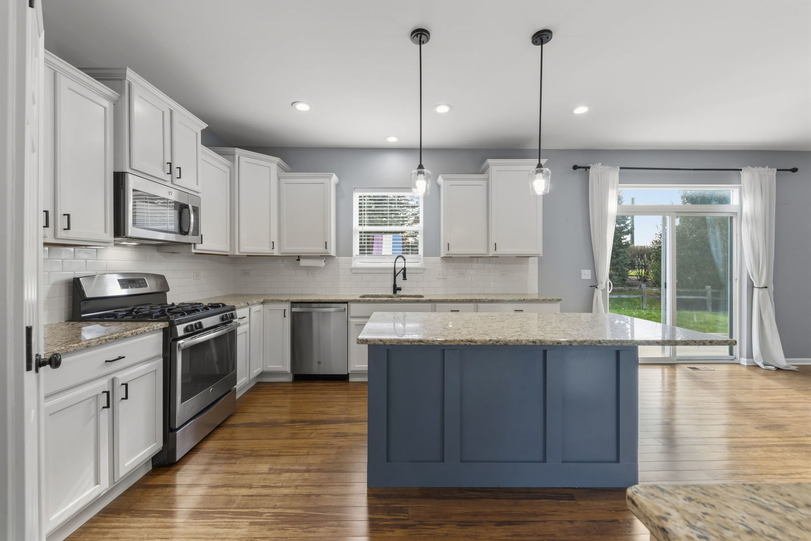 222 Julep Avenue, Oswego, IL 60543