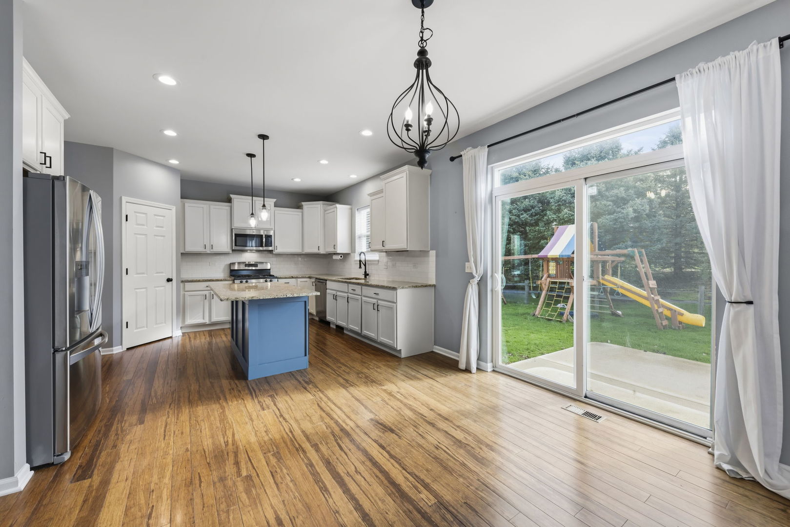 222 Julep Avenue, Oswego, IL 60543