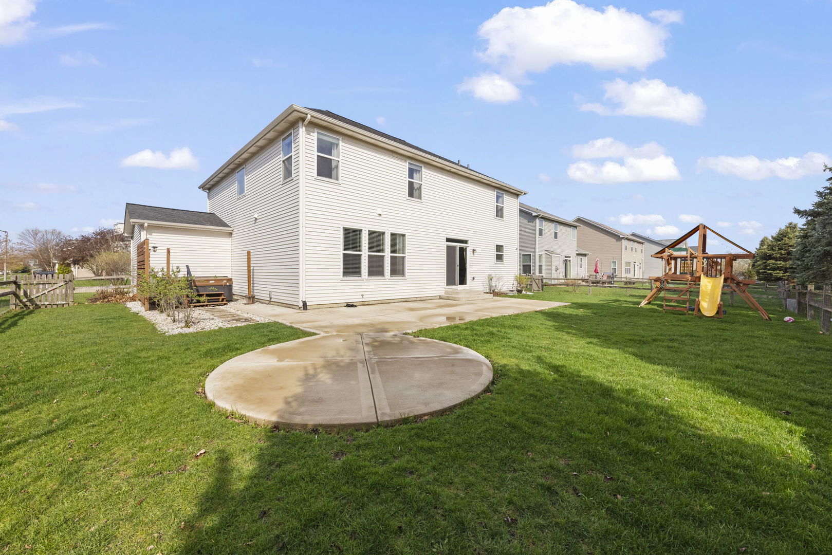 222 Julep Avenue, Oswego, IL 60543