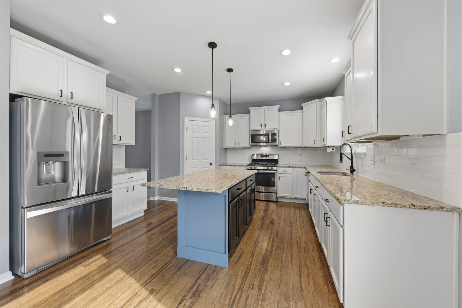 222 Julep Avenue, Oswego, IL 60543