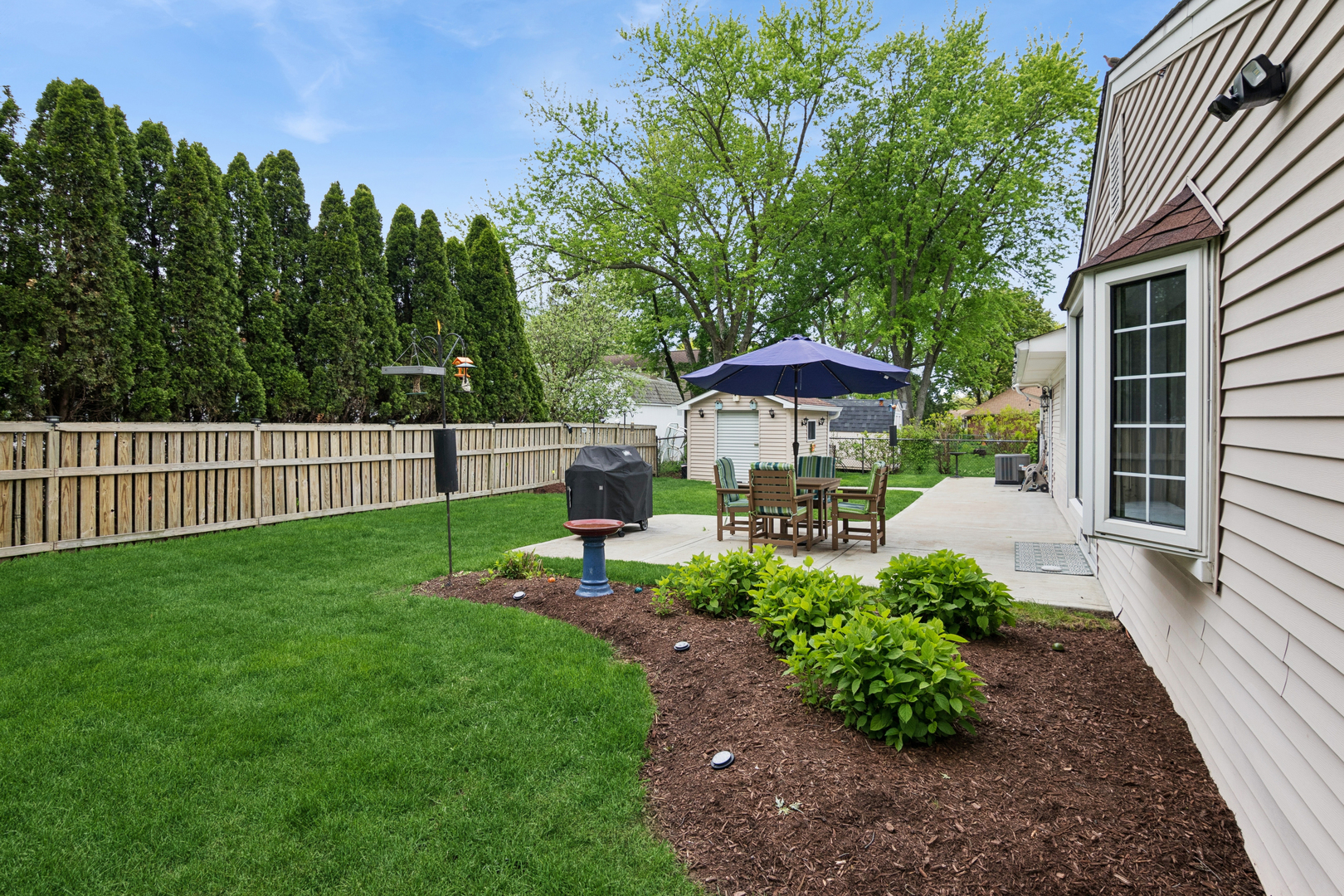 1801 CAMBOURNE Lane, Schaumburg, IL 60194