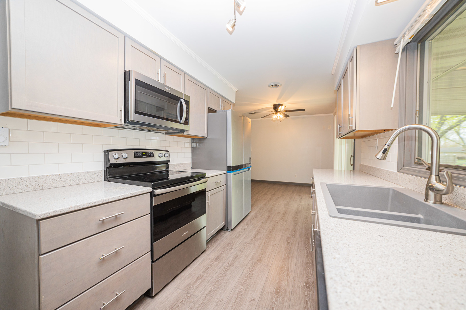 307 Illini Drive, Minooka, IL 60447