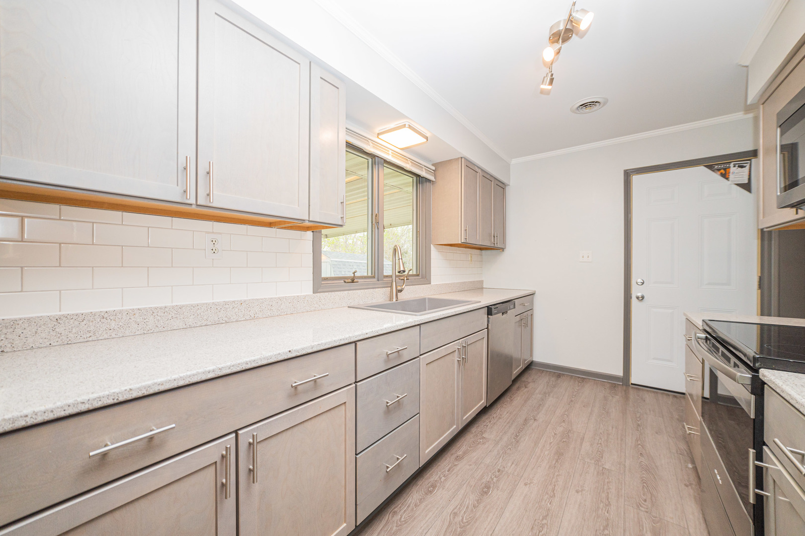 307 Illini Drive, Minooka, IL 60447