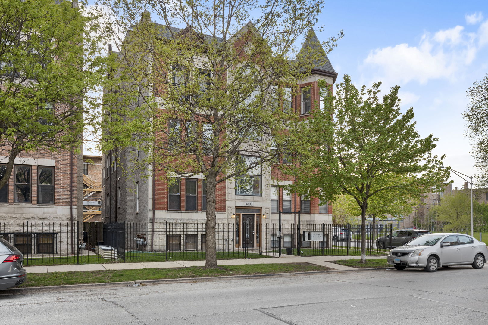 4800 S St Lawrence Avenue #2N, Chicago, IL 60615