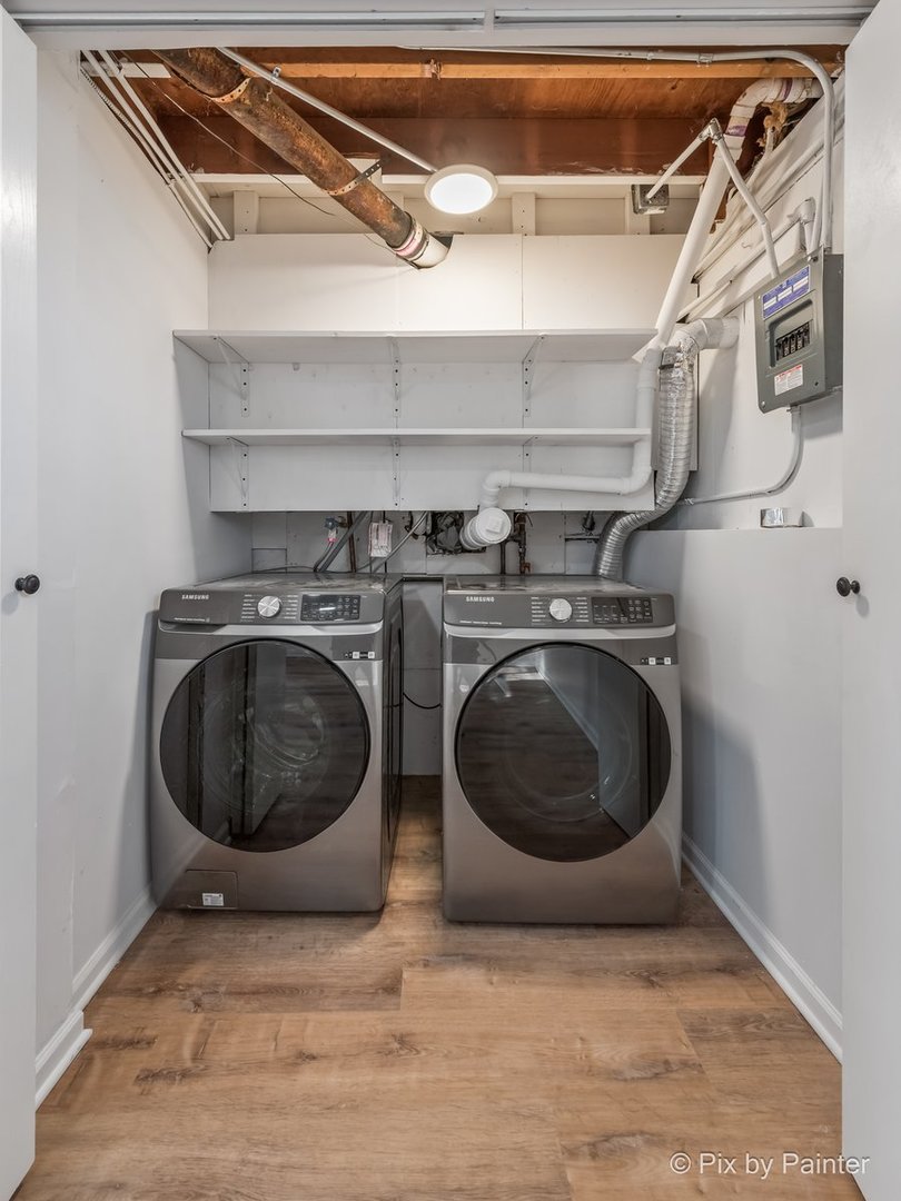 1019 Maple Street, Lake In The Hills, IL 60156