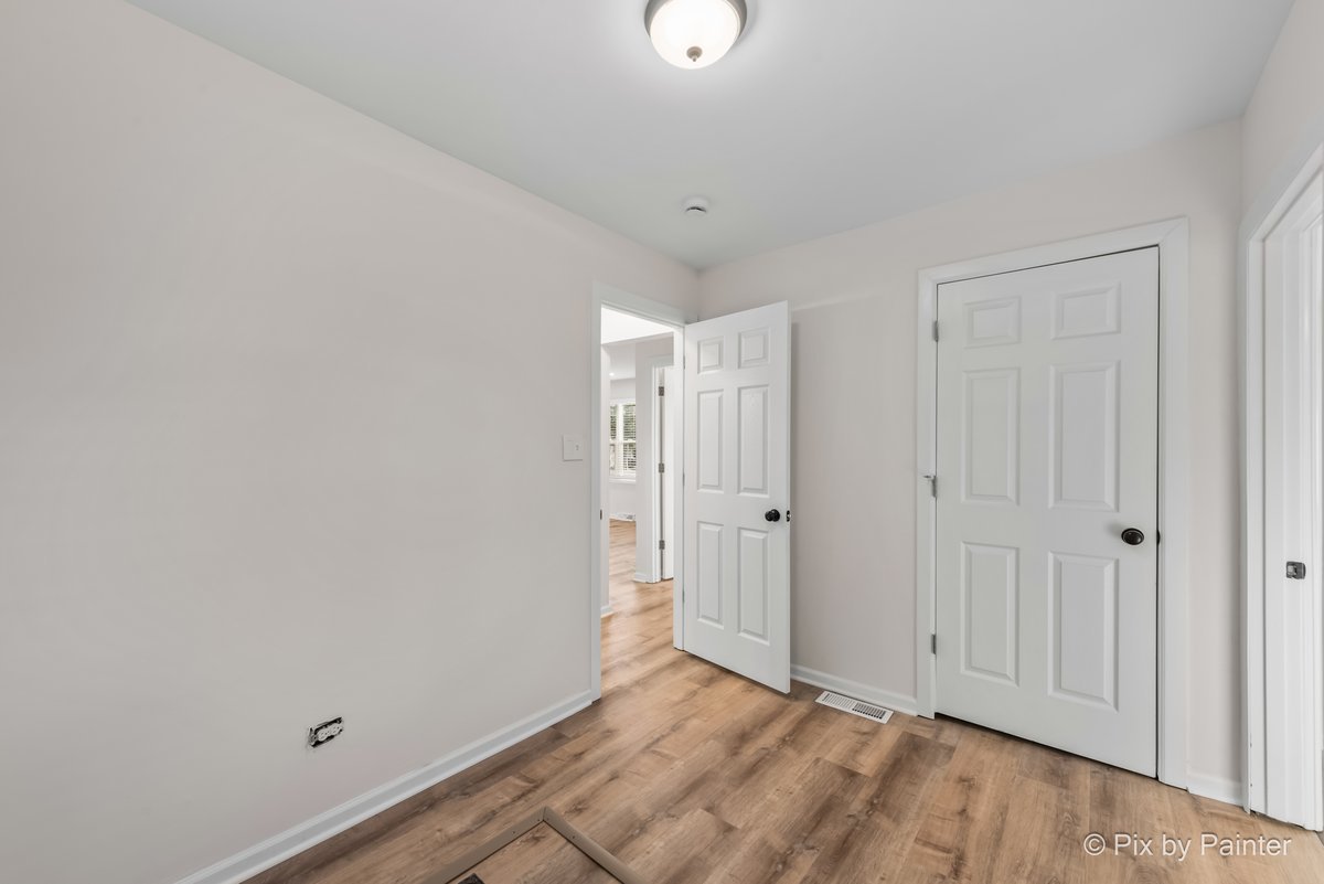 1019 Maple Street, Lake In The Hills, IL 60156