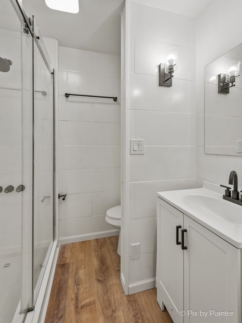 1019 Maple Street, Lake In The Hills, IL 60156