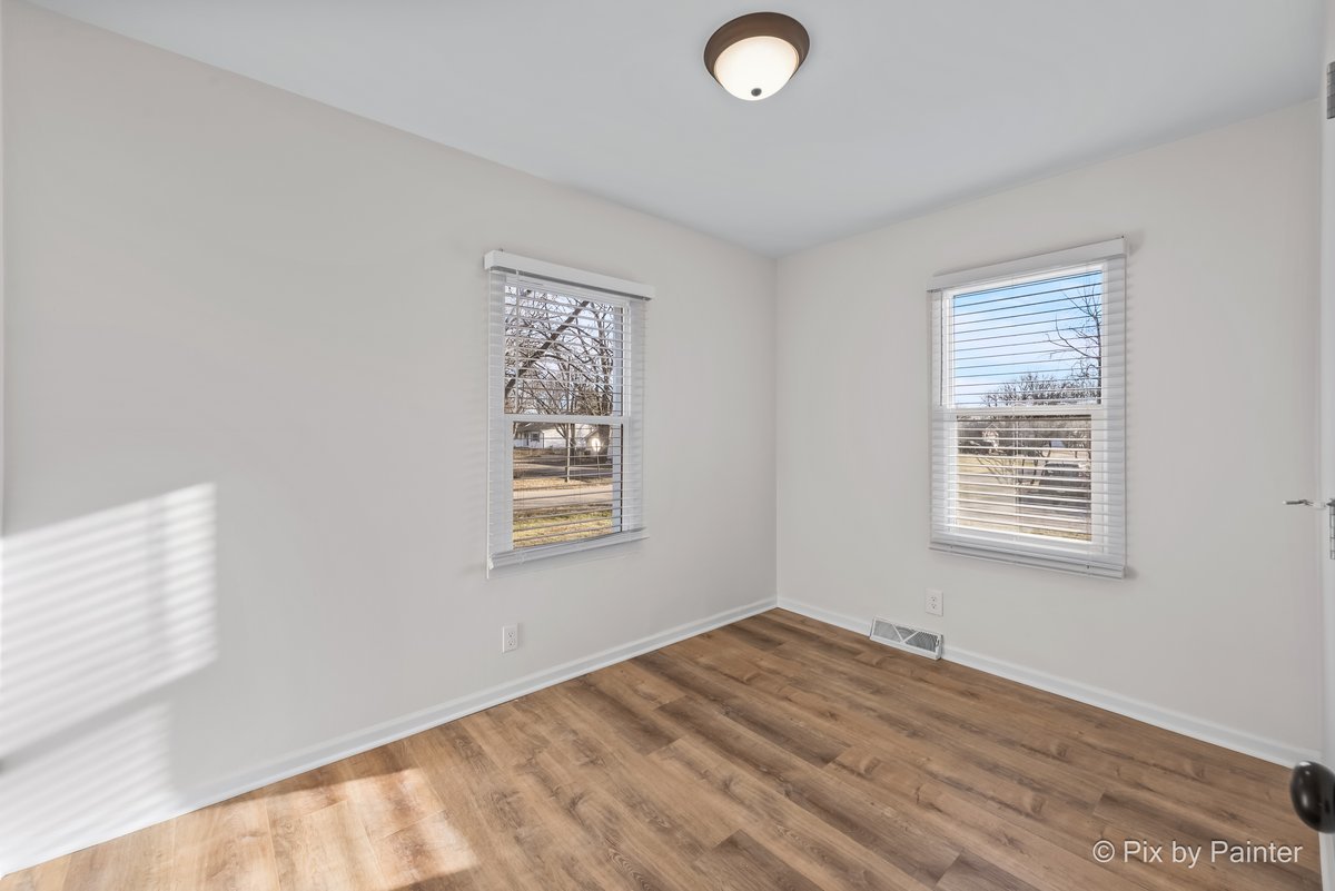 1019 Maple Street, Lake In The Hills, IL 60156