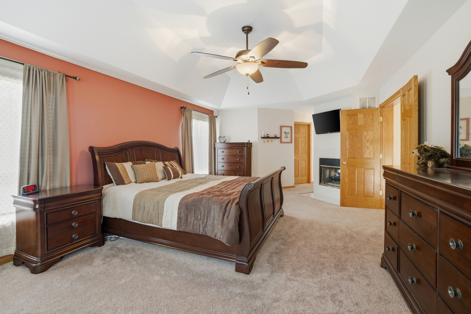 1399 Medinah Drive, Itasca, IL 60143