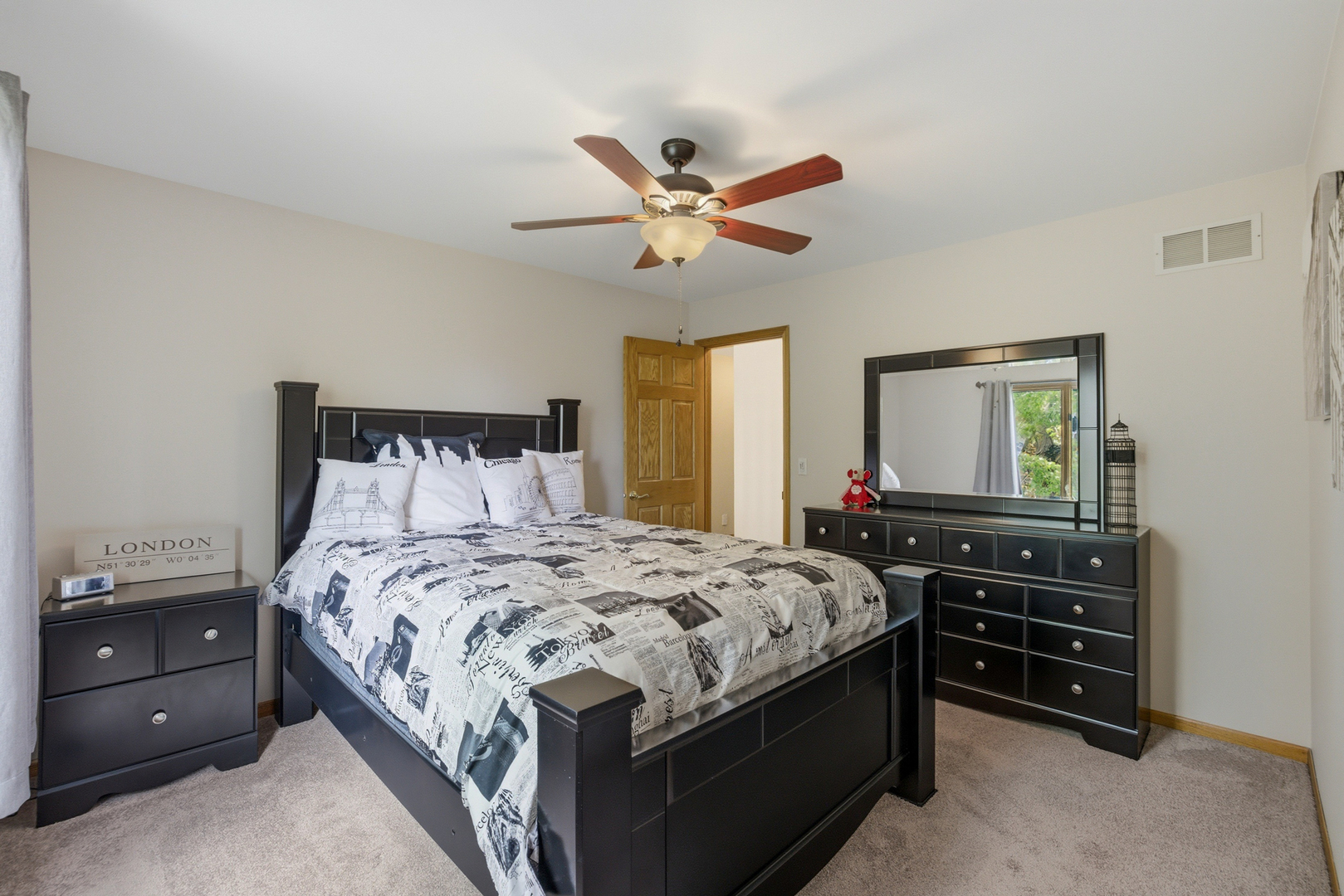 1399 Medinah Drive, Itasca, IL 60143