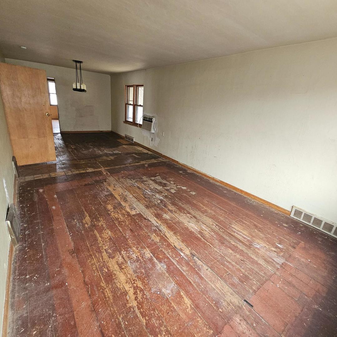 422 GARFIELD Avenue, Calumet City, IL 60409