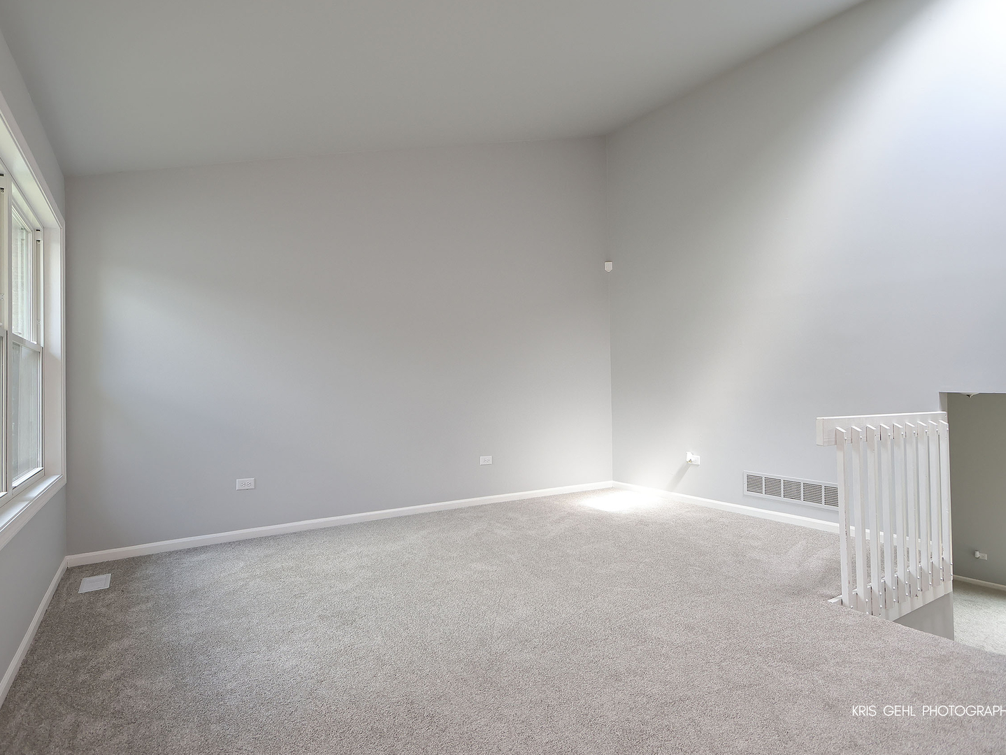 972 Pleasant Street, Woodstock, IL 60098