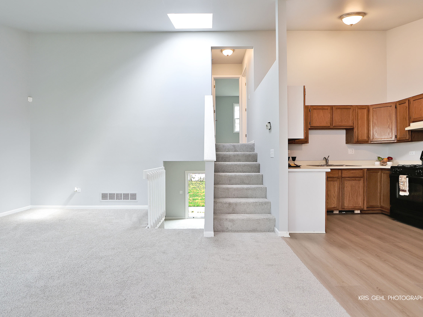 972 Pleasant Street, Woodstock, IL 60098