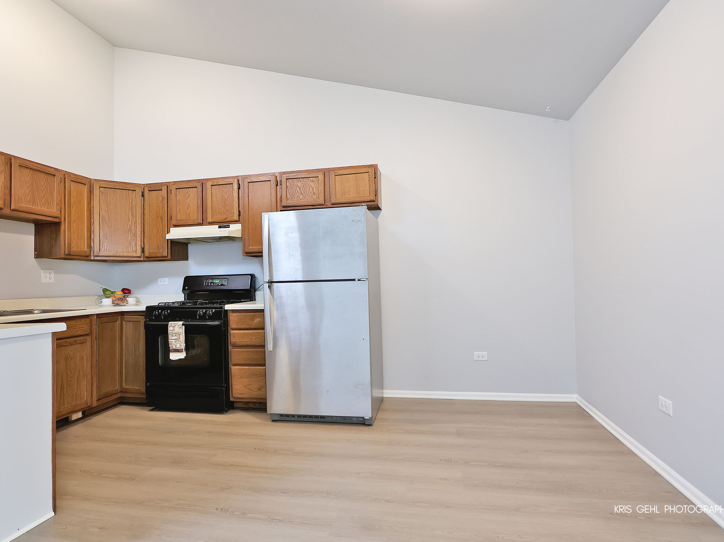 972 Pleasant Street, Woodstock, IL 60098