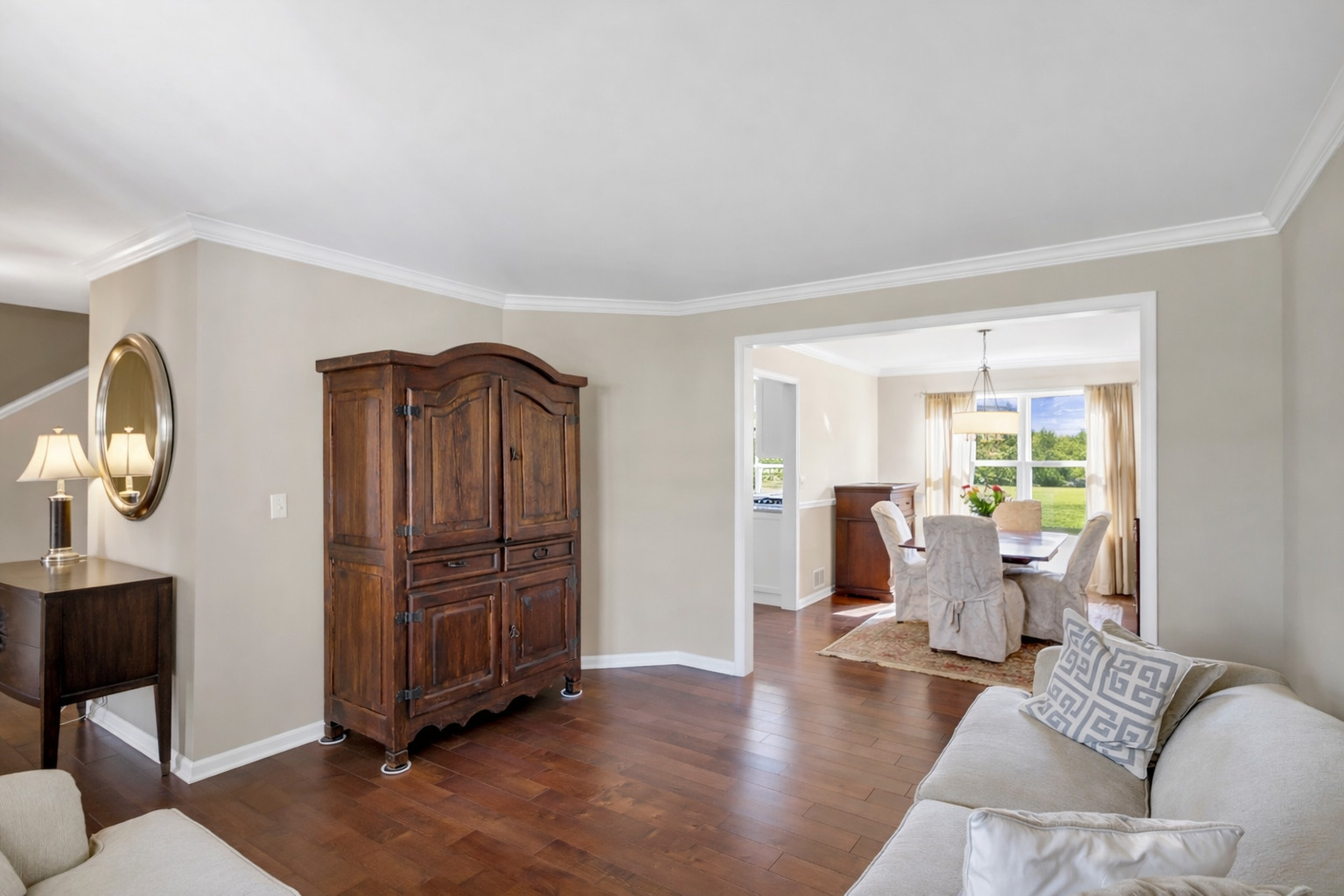 176 Woodland Park Circle, Gilberts, IL 60136