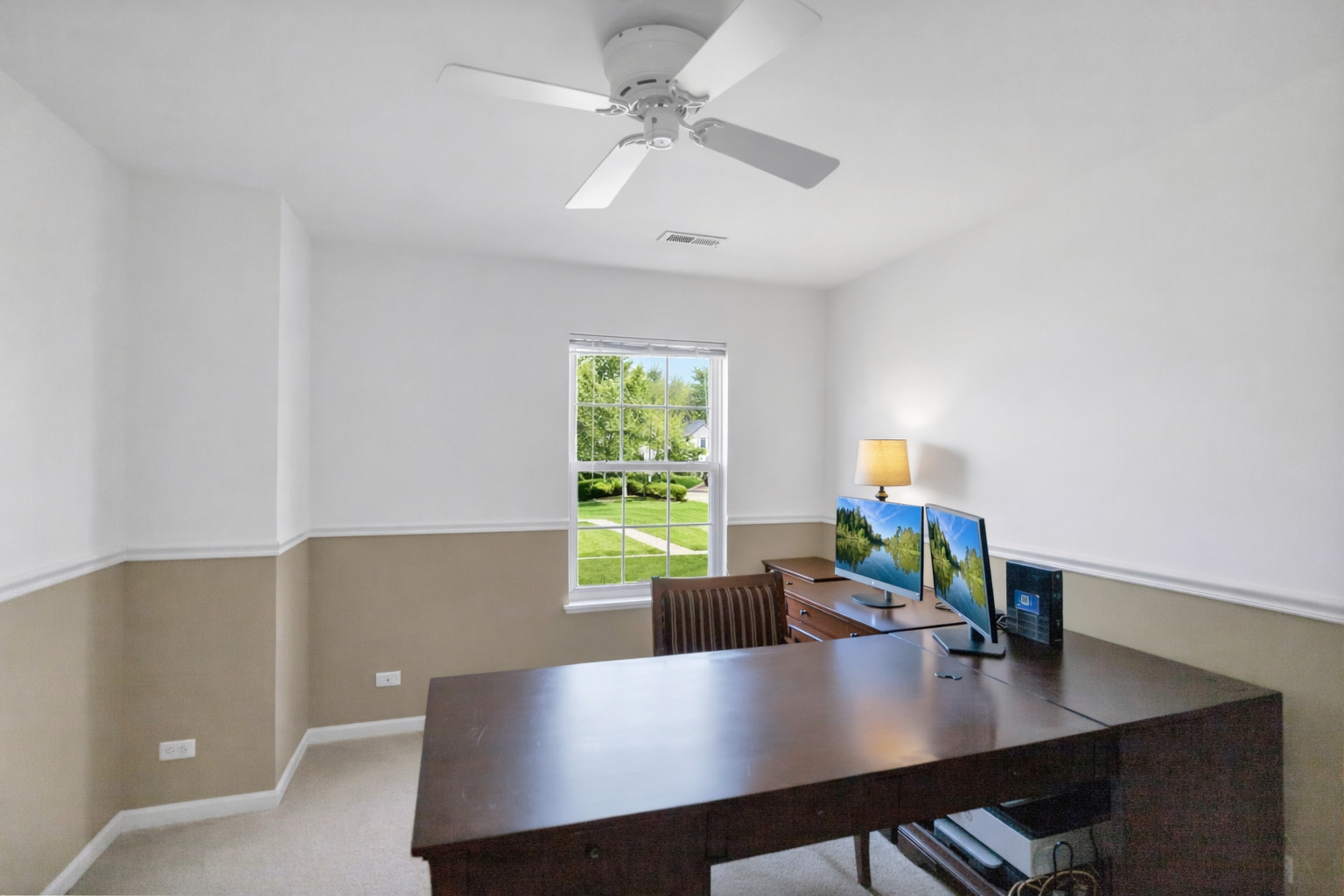 176 Woodland Park Circle, Gilberts, IL 60136