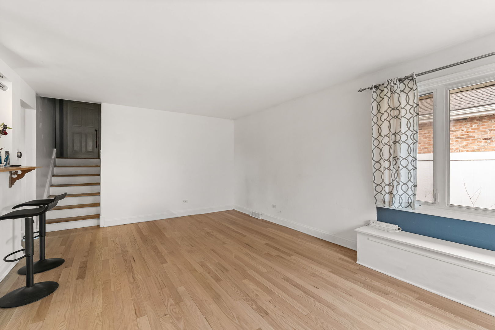 6140 W 99th Street, Oak Lawn, IL 60453