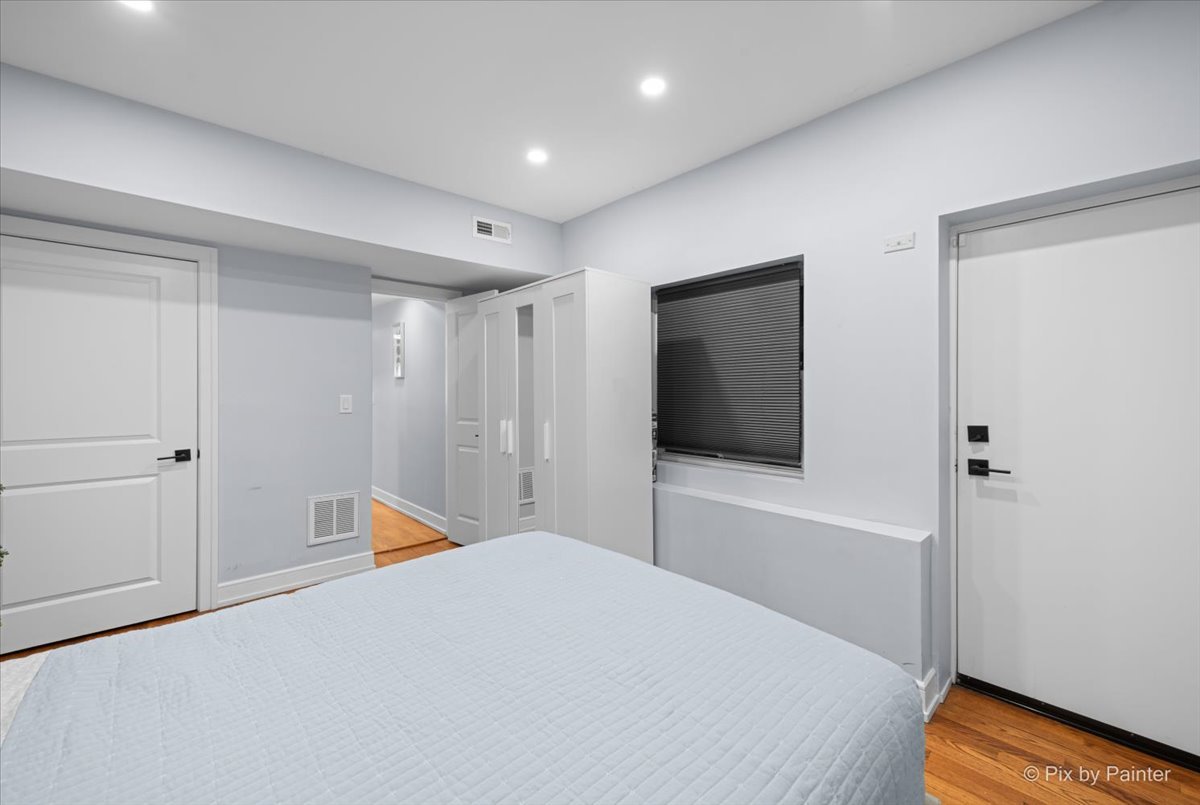 1969 N Lincoln Avenue #1, Chicago, IL 60614