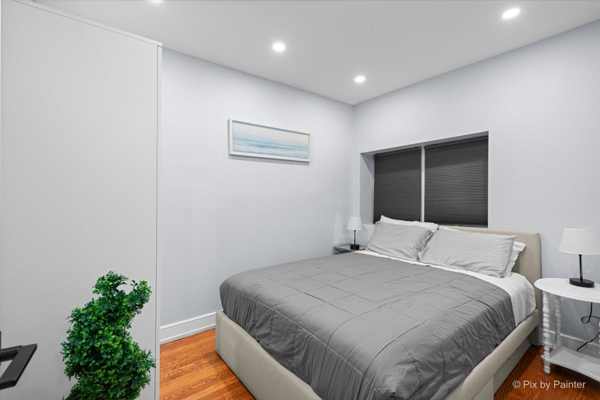 1969 N Lincoln Avenue #1, Chicago, IL 60614