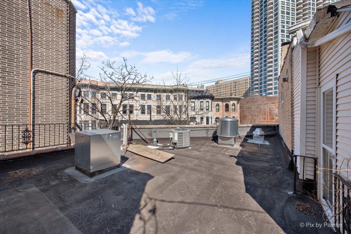 1969 N Lincoln Avenue #1, Chicago, IL 60614