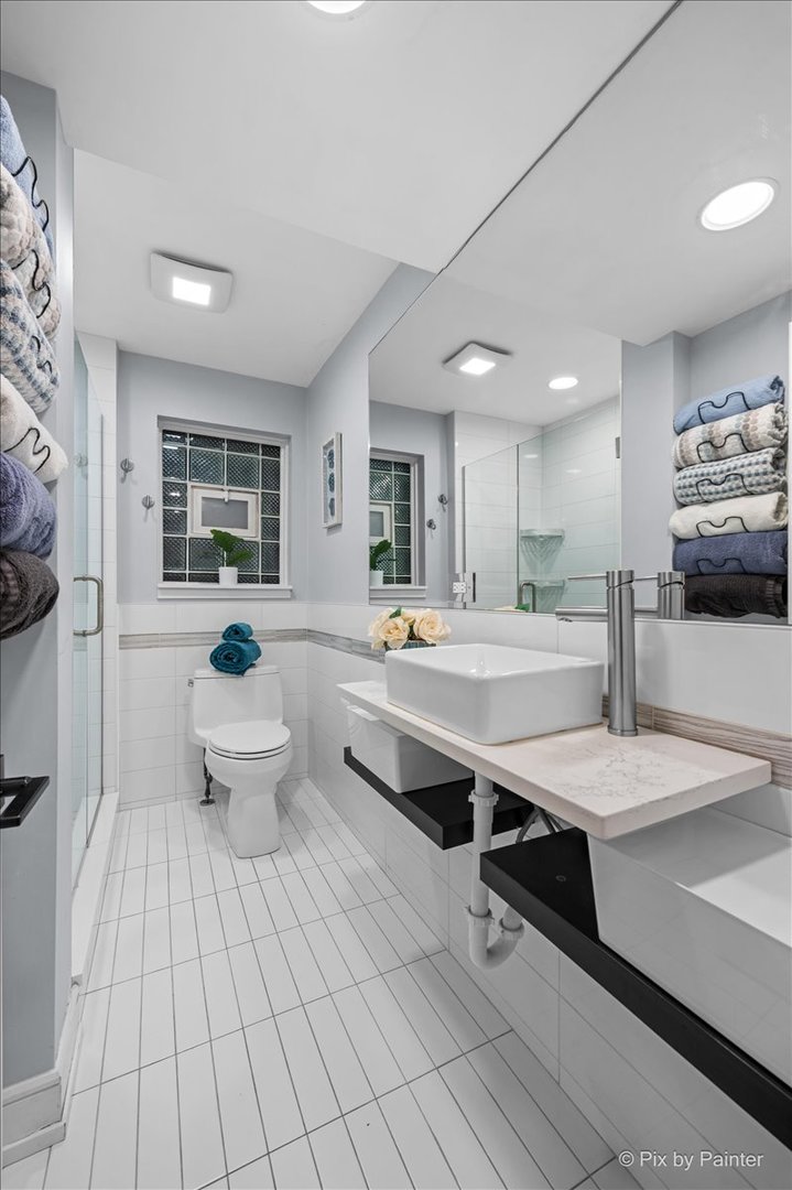 1969 N Lincoln Avenue #1, Chicago, IL 60614