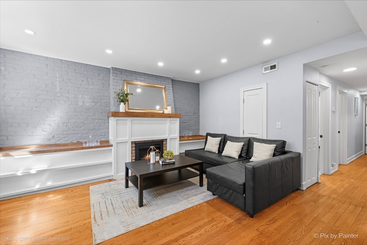 1969 N Lincoln Avenue #1, Chicago, IL 60614