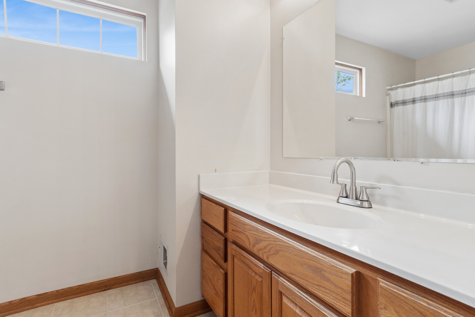 414 Coventry Circle #414, Glendale Heights, IL 60139