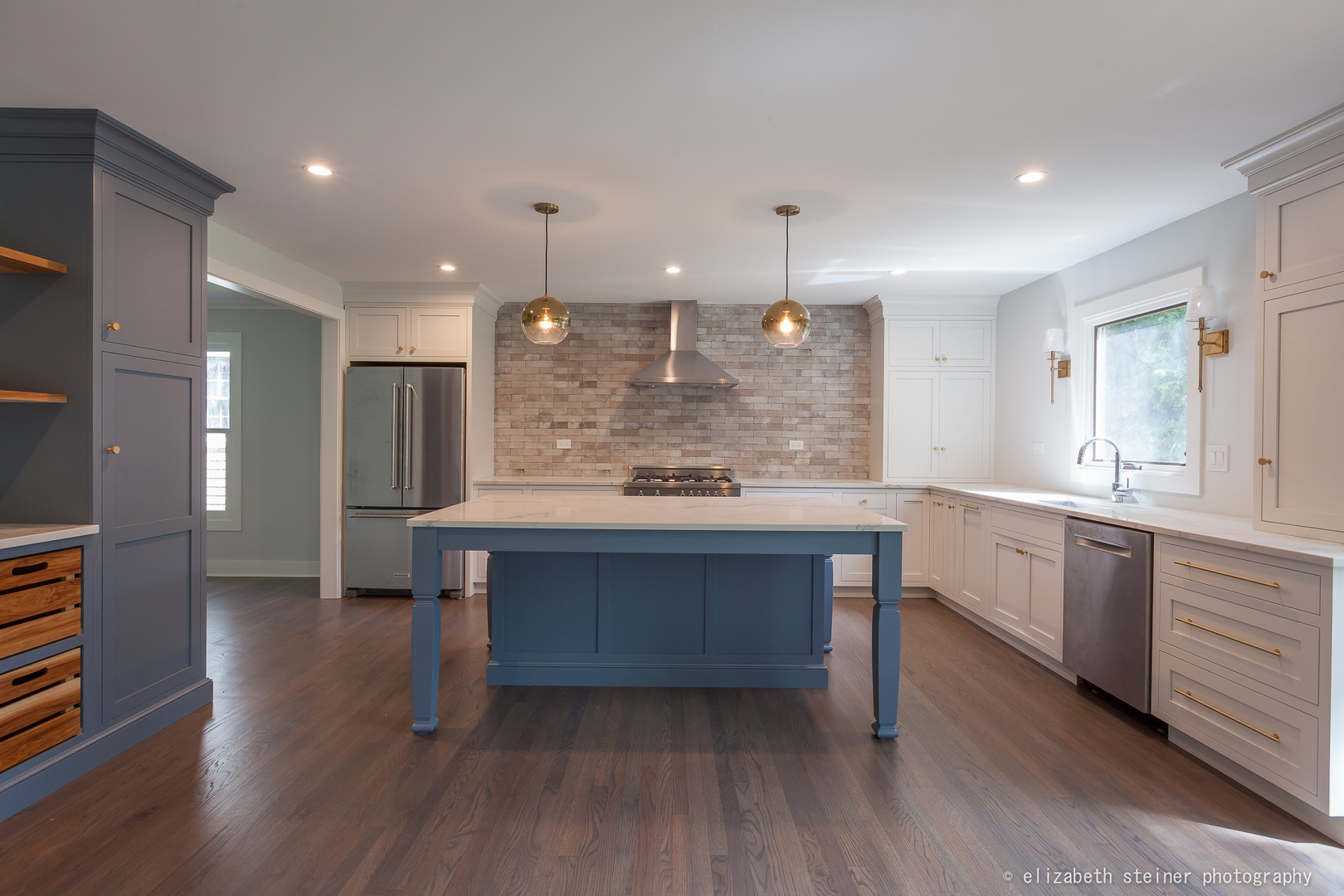 Clarendon Hills, IL 60514