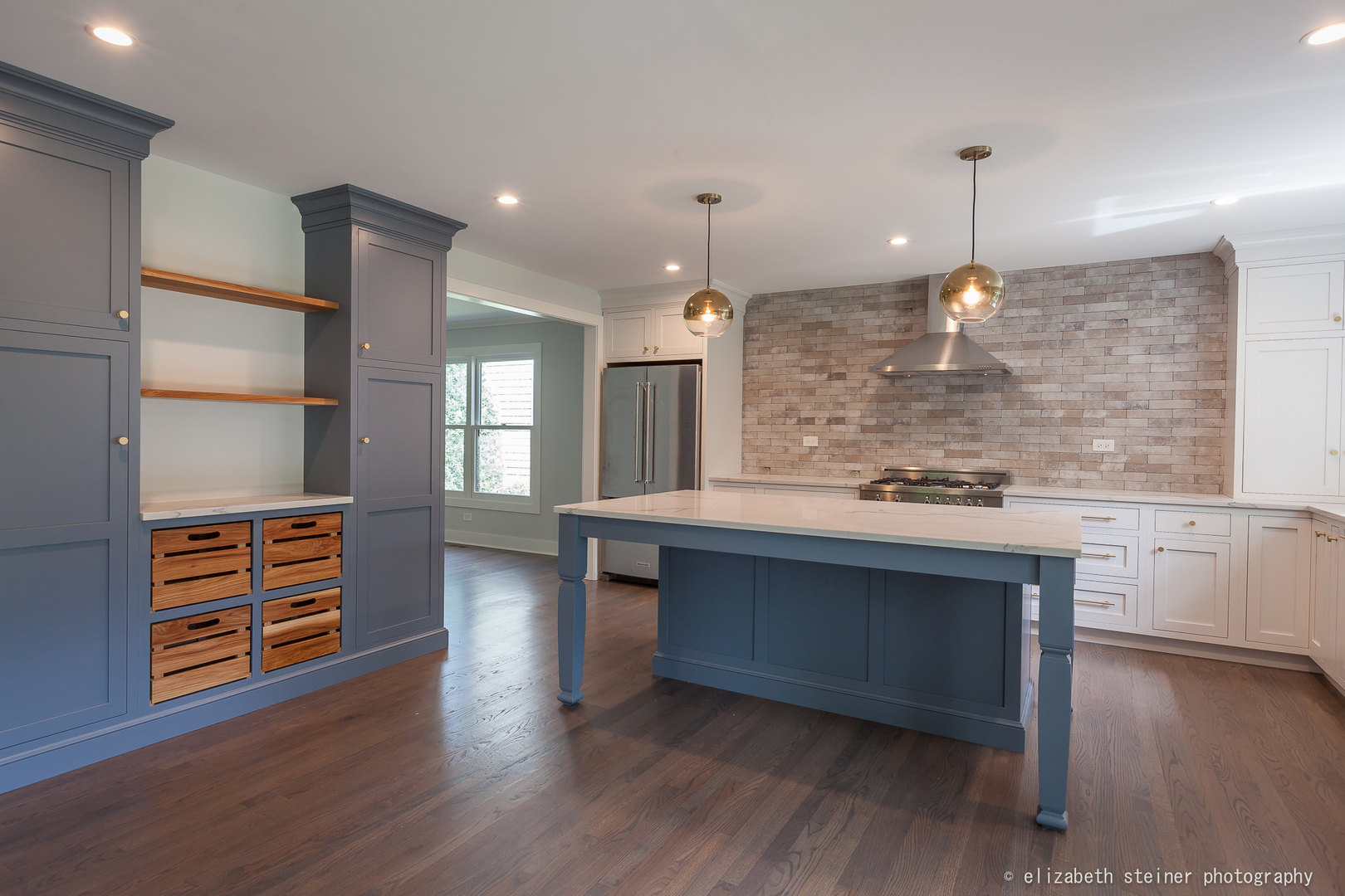 Clarendon Hills, IL 60514