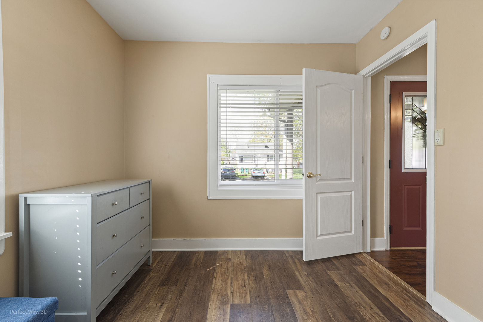 128 Independence Avenue, Joliet, IL 60433