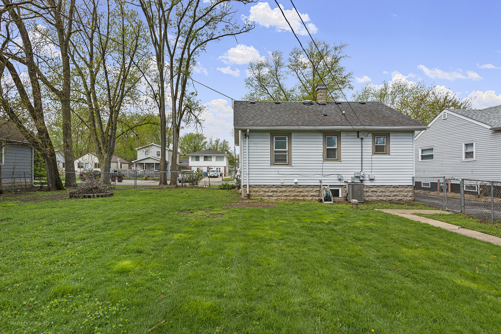 128 Independence Avenue, Joliet, IL 60433