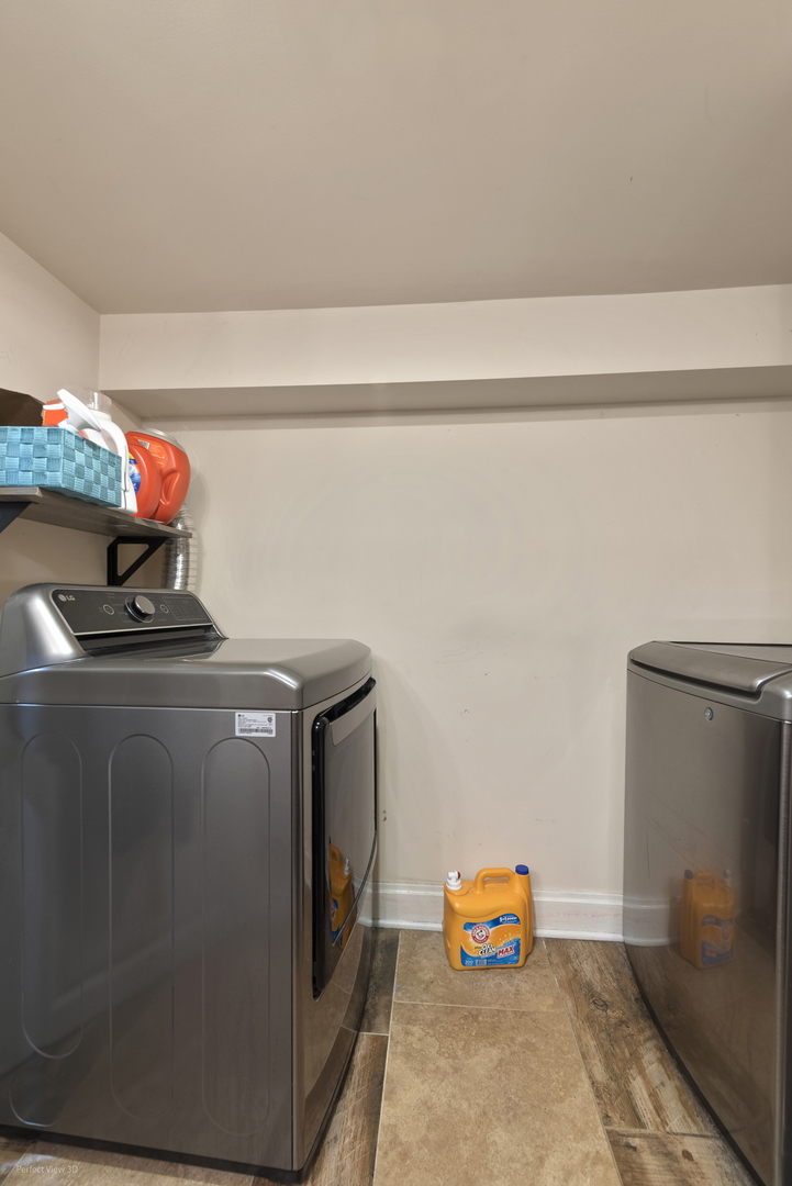 128 Independence Avenue, Joliet, IL 60433