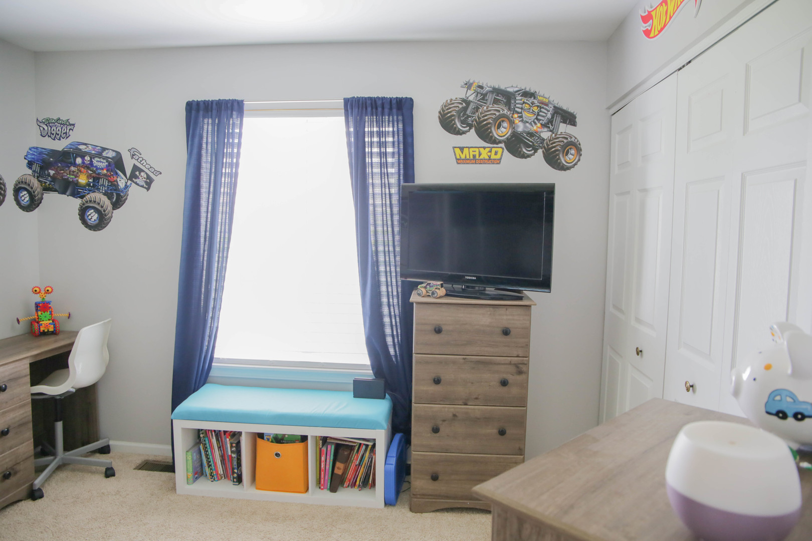 Montgomery, IL 60538